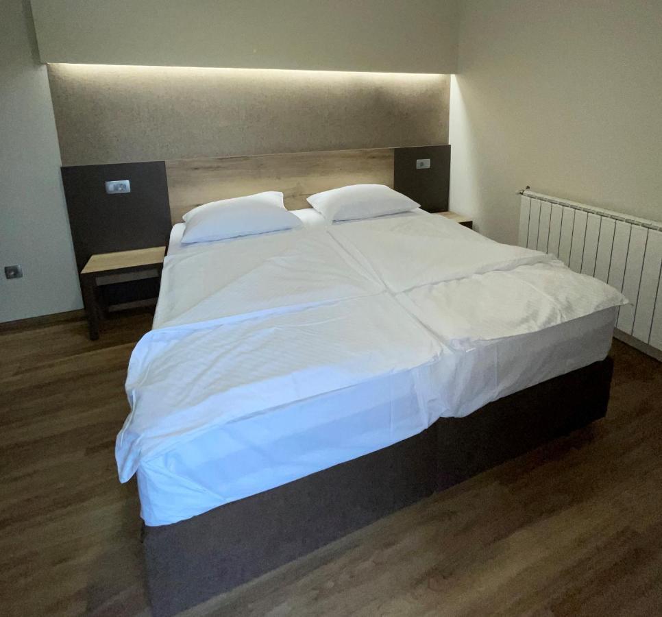 Hotel Roskar 프루이 외부 사진