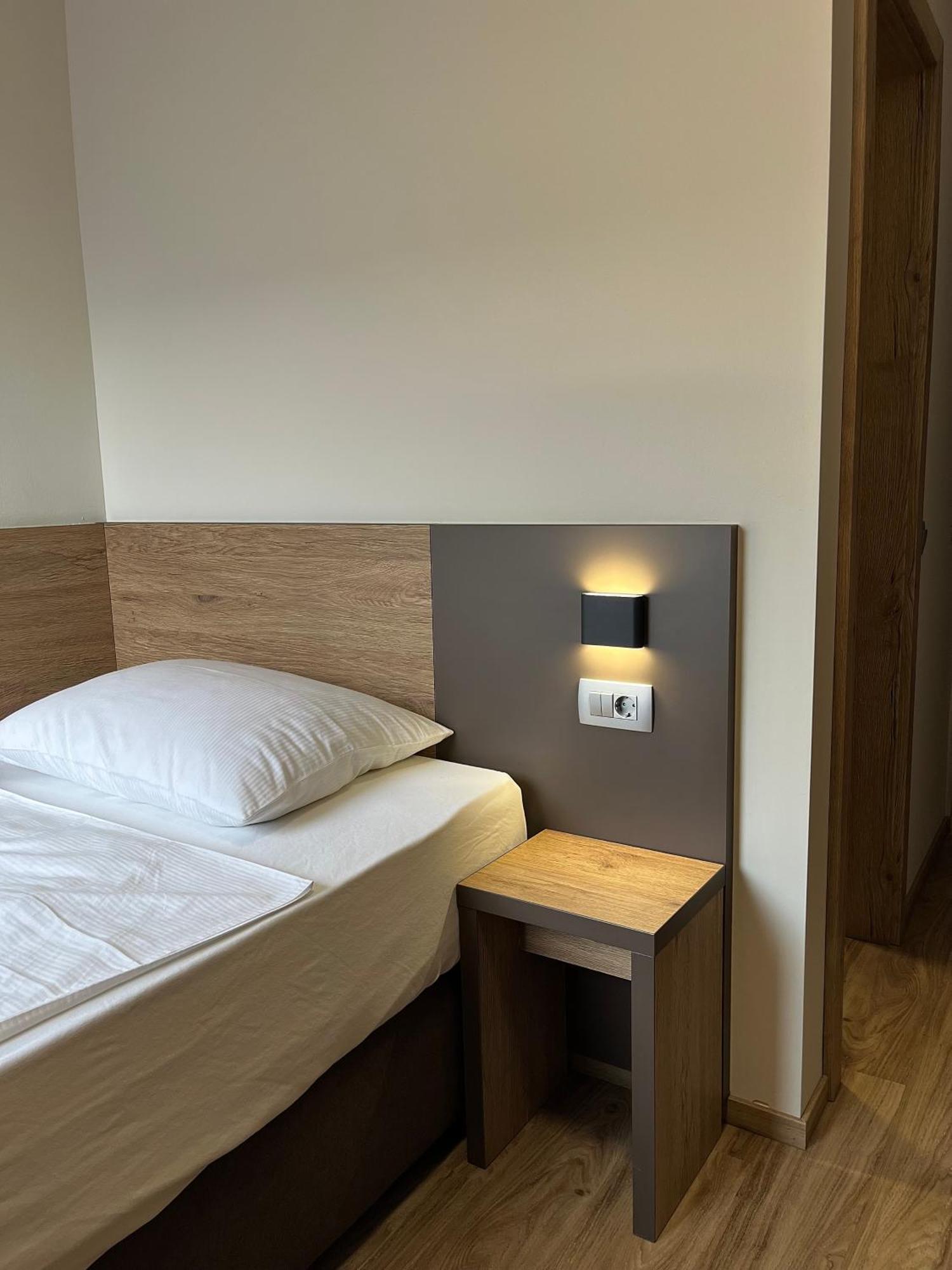 Hotel Roskar 프루이 외부 사진